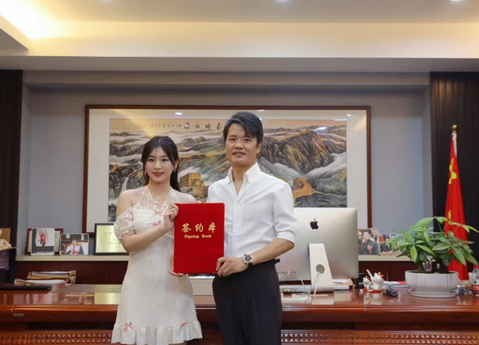 热烈欢迎小钱总加盟超G金服民资服务
